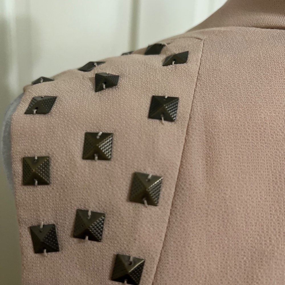Vest - Picture 4 of 4